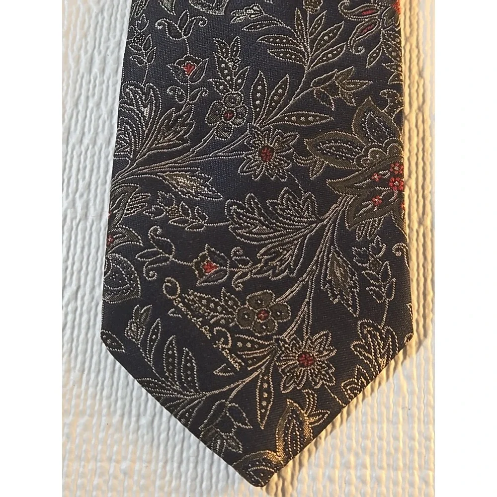 Vtg Oscar de la Renta Silk Tie Blue Gold Paisley 57